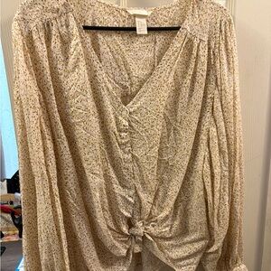 J. Jill Beige Floral Blouse with balloon sleeves.